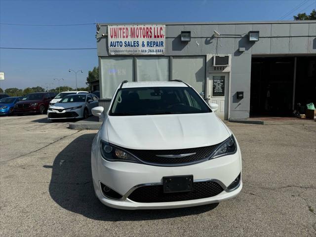 used 2018 Chrysler Pacifica car, priced at $13,995