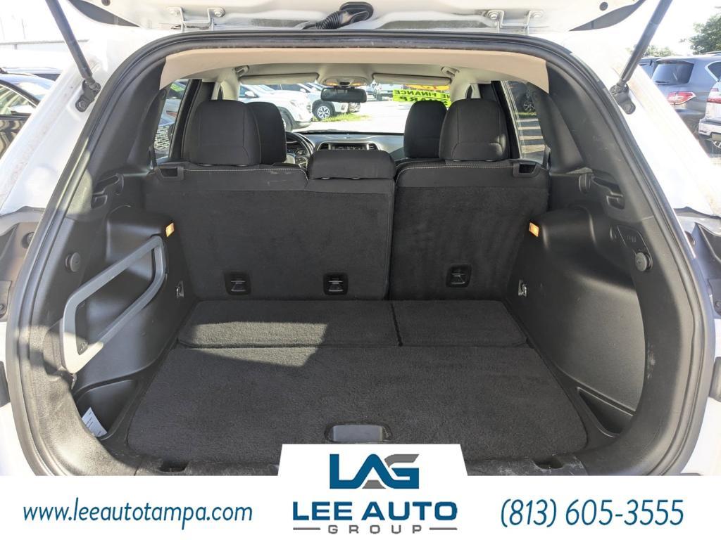 used 2015 Jeep Cherokee car, priced at $9,800