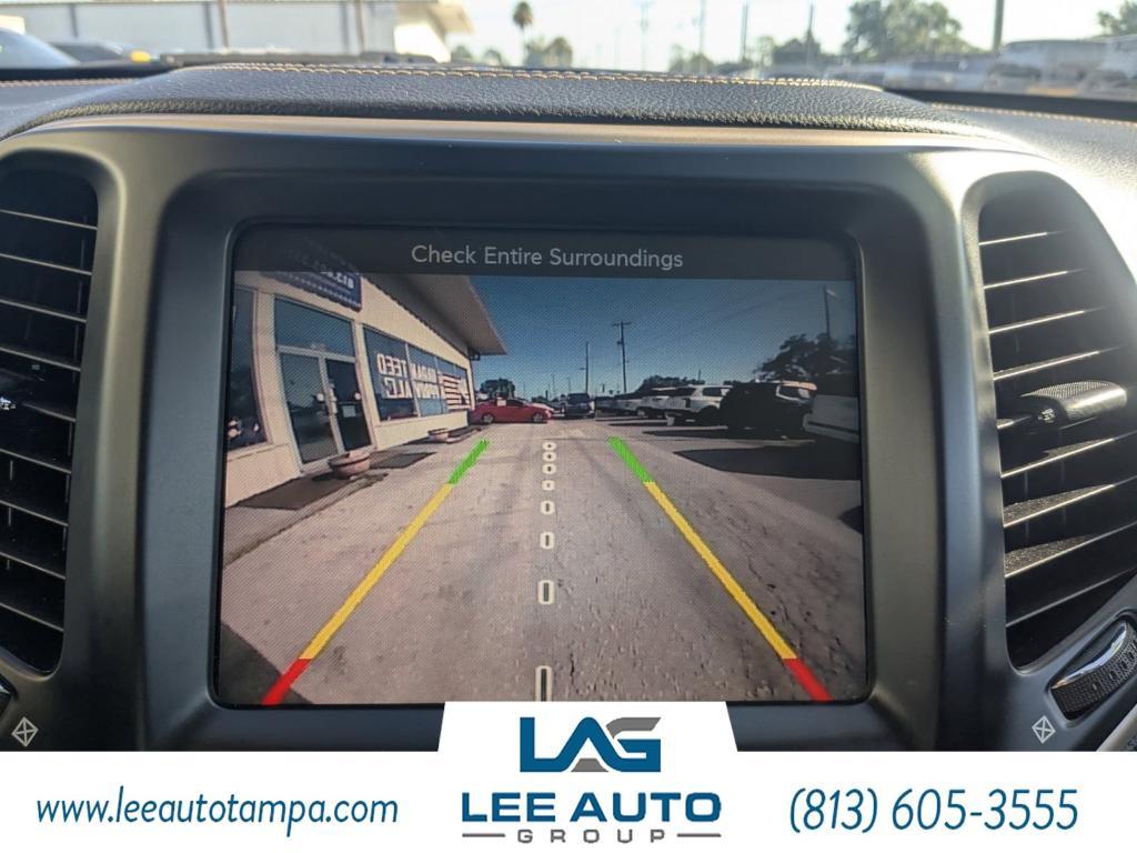 used 2015 Jeep Cherokee car, priced at $9,800
