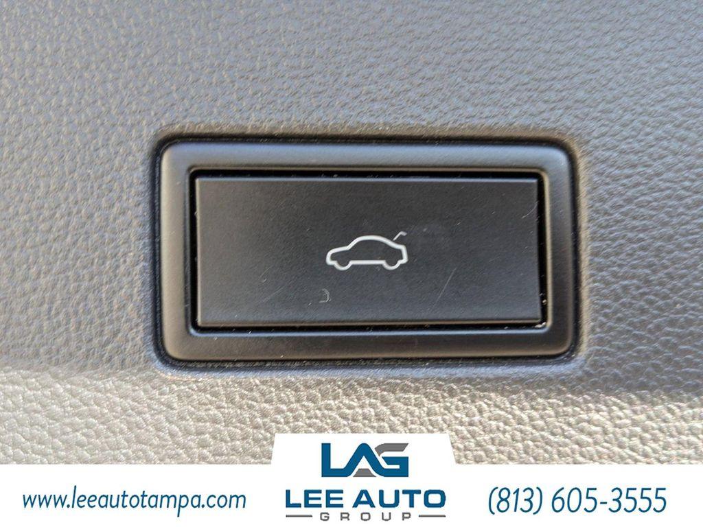 used 2019 Volkswagen Atlas car
