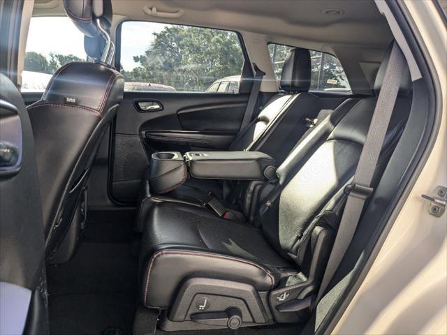 used 2019 Dodge Journey car