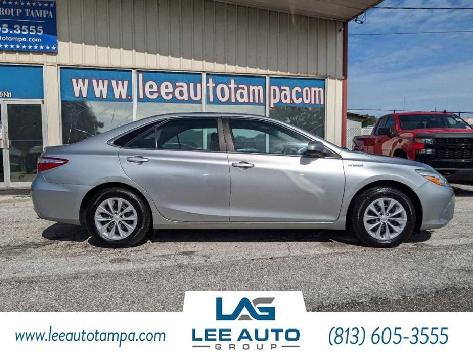 used 2016 Toyota Camry Hybrid car