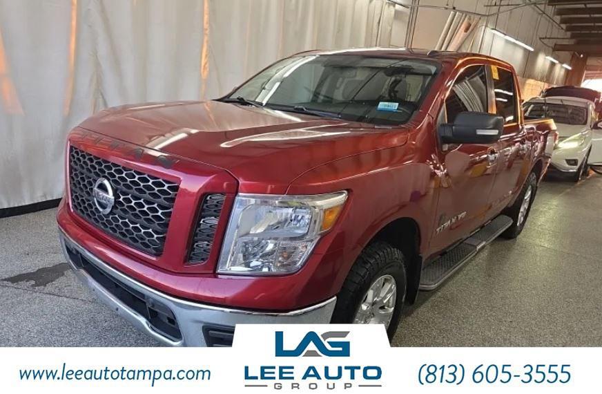 used 2019 Nissan Titan car