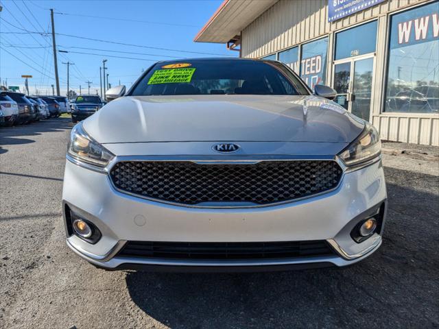 used 2018 Kia Cadenza car