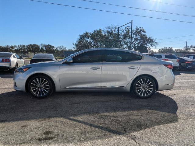 used 2018 Kia Cadenza car