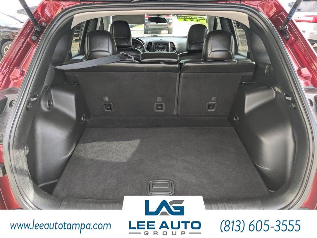 used 2019 Jeep Cherokee car, priced at $13,720