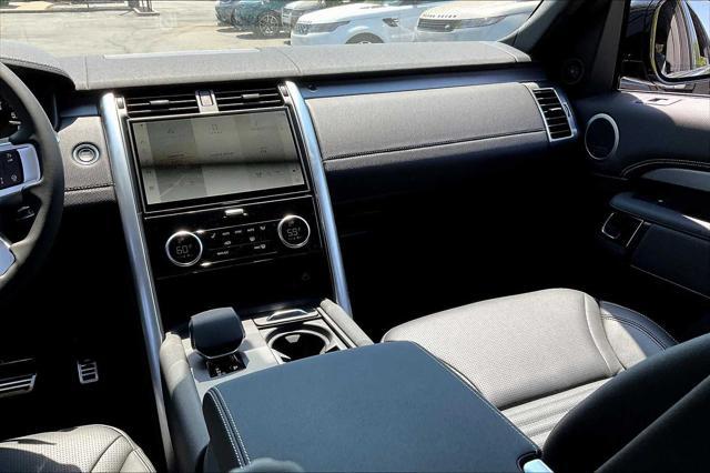 new 2025 Land Rover Discovery car, priced at $75,575