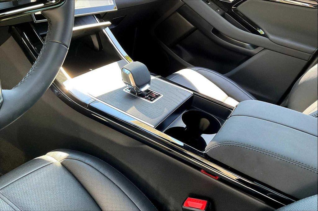 used 2025 Land Rover Range Rover Evoque car, priced at $48,699