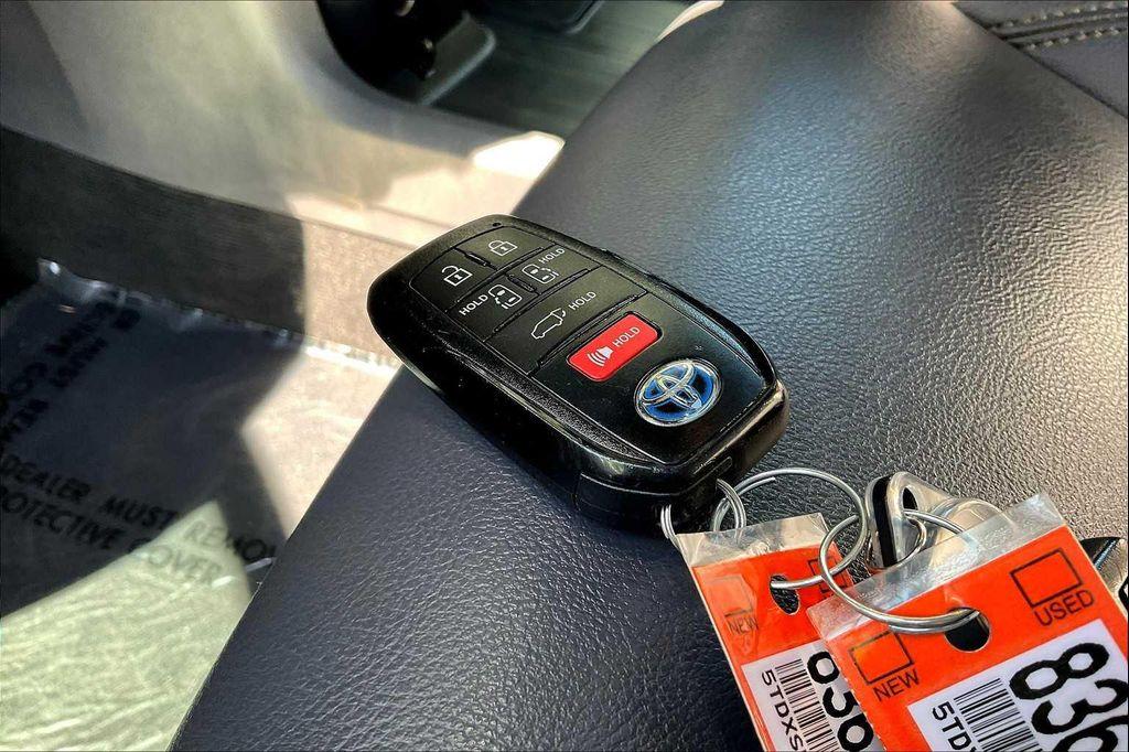used 2022 Toyota Sienna car, priced at $45,499