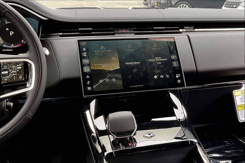 new 2025 Land Rover Range Rover Sport car, priced at $91,655