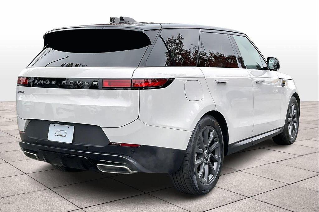new 2025 Land Rover Range Rover Sport car, priced at $91,655