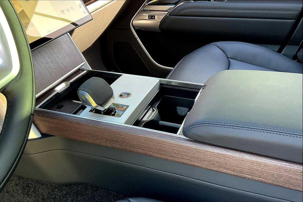 new 2025 Land Rover Range Rover car, priced at $162,910