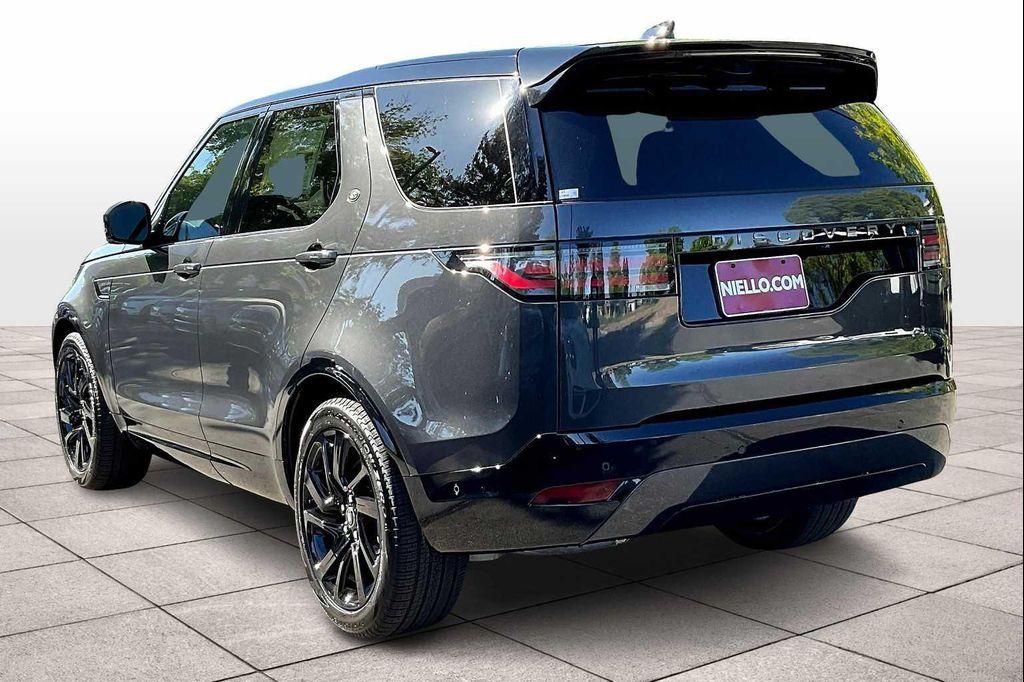 new 2025 Land Rover Discovery car, priced at $77,153