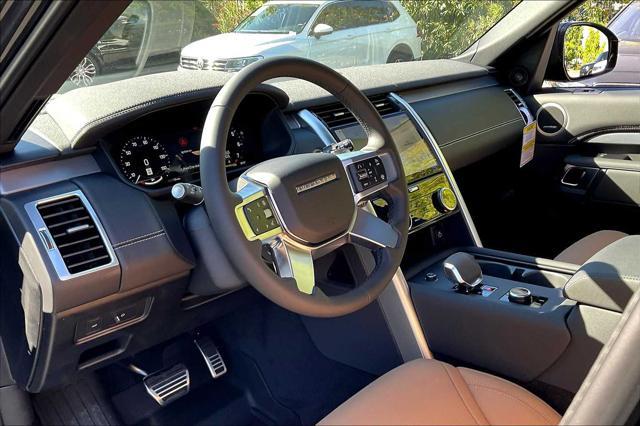 new 2025 Land Rover Discovery car, priced at $77,153