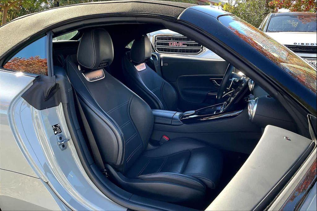 used 2024 Mercedes-Benz AMG SL 43 car, priced at $88,498