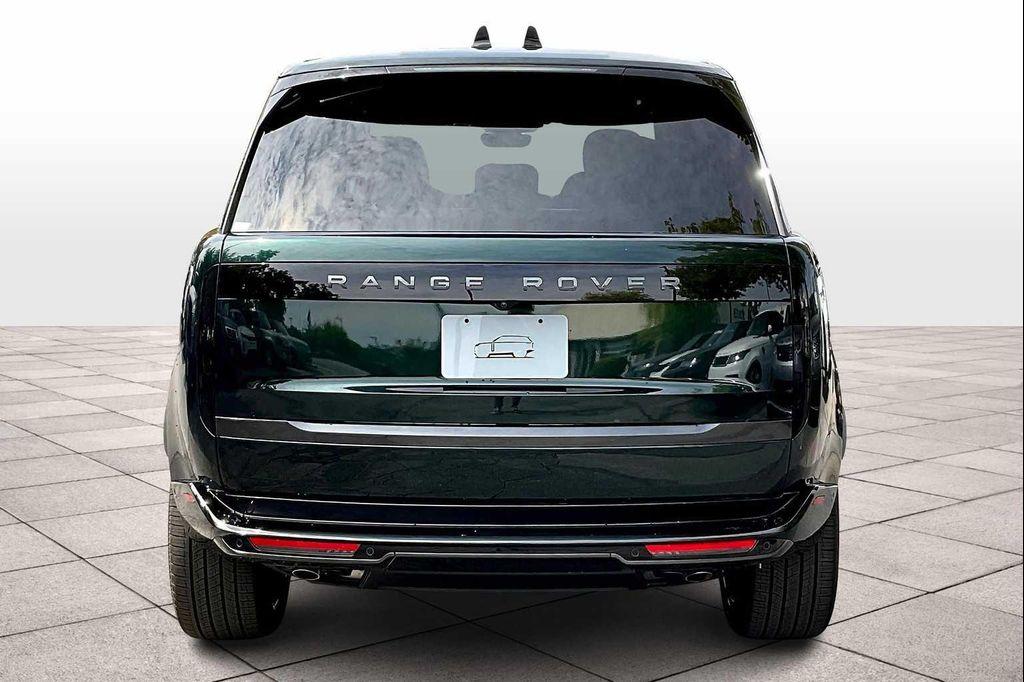 new 2025 Land Rover Range Rover car, priced at $160,405