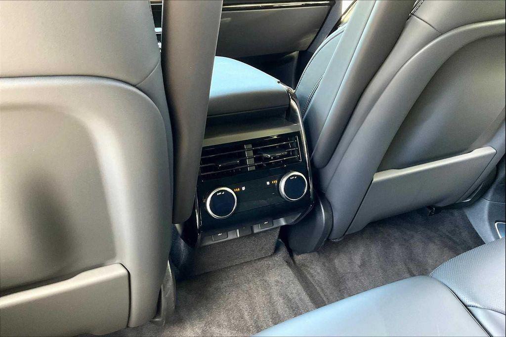 new 2025 Land Rover Range Rover Sport car, priced at $107,895