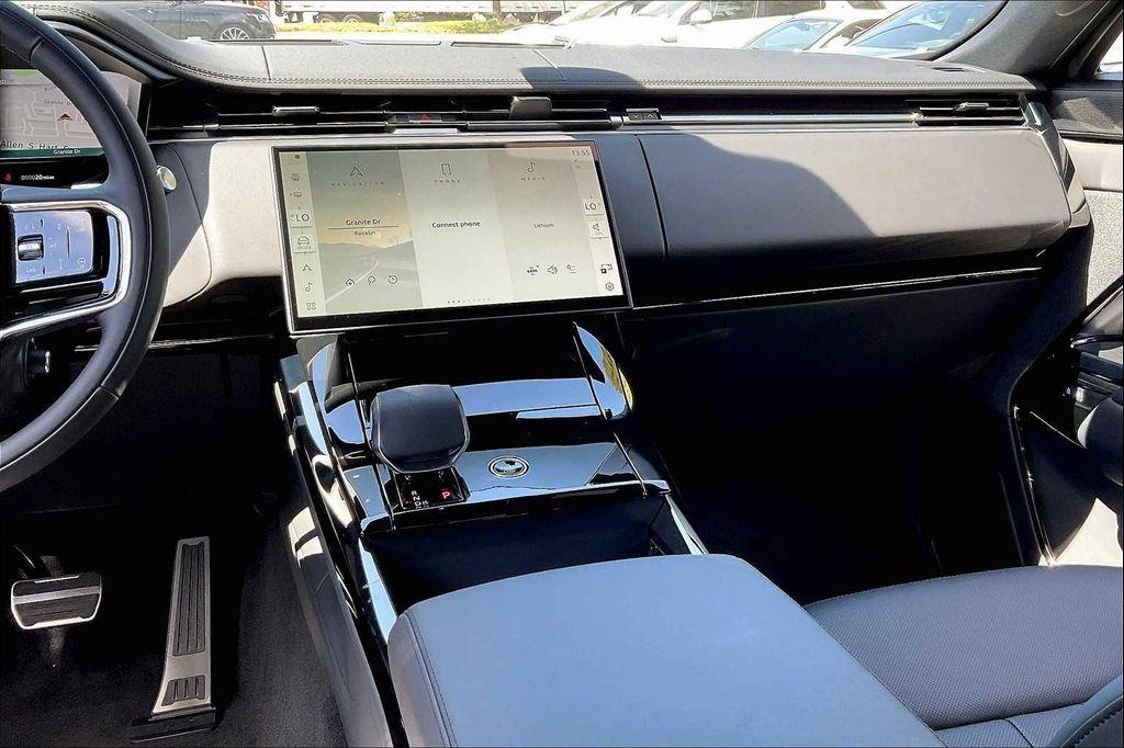 new 2025 Land Rover Range Rover Sport car, priced at $107,895