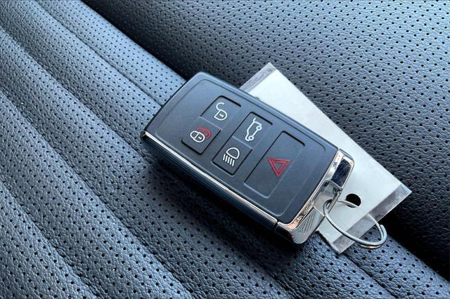 used 2024 Land Rover Discovery car, priced at $49,998