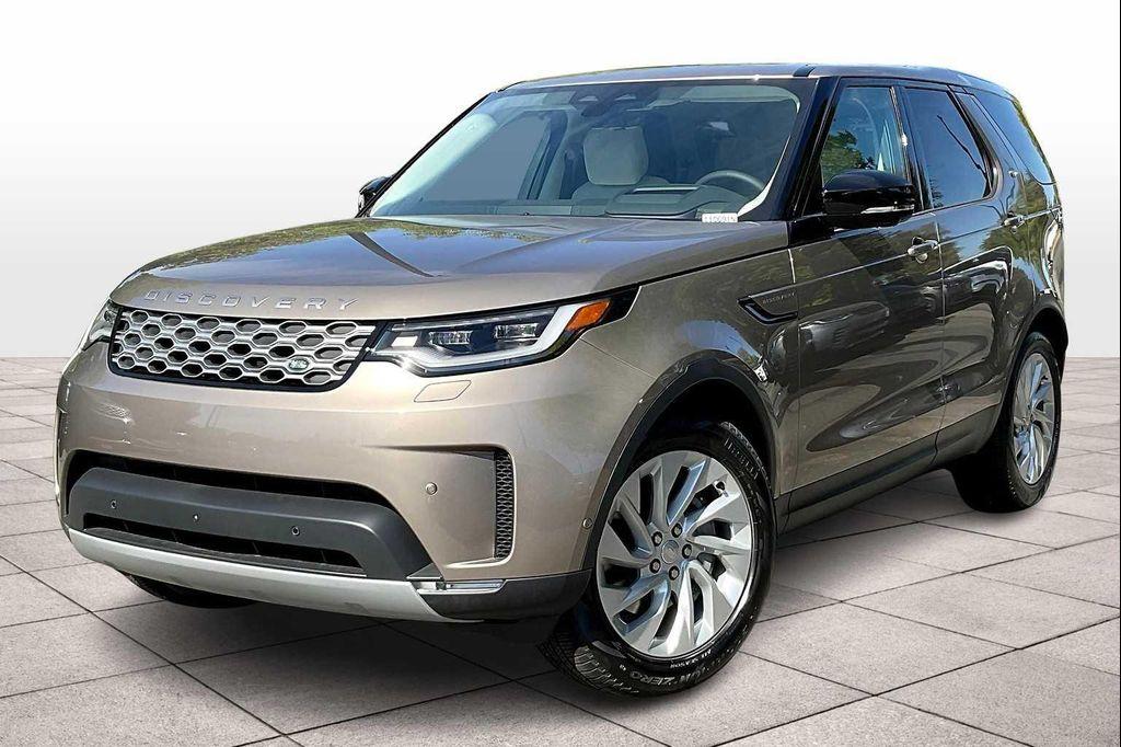 new 2025 Land Rover Discovery car, priced at $66,728