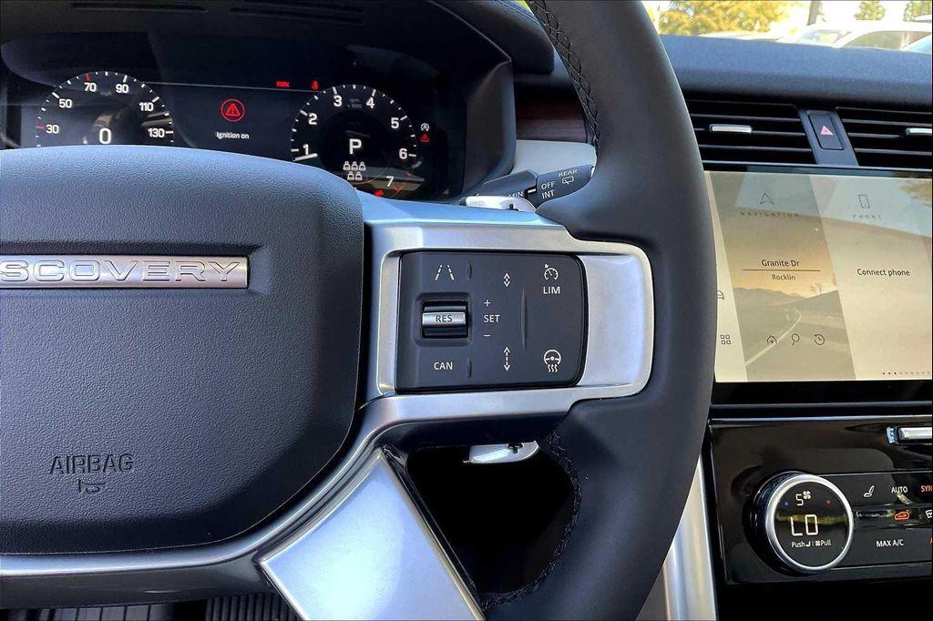 new 2025 Land Rover Discovery car, priced at $66,728
