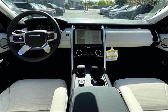 new 2025 Land Rover Discovery car, priced at $70,128