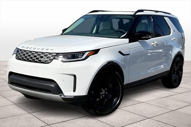 new 2025 Land Rover Discovery car, priced at $70,128