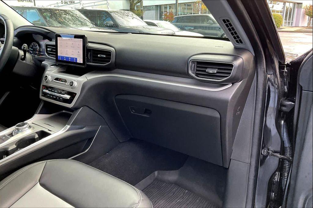 used 2023 Ford Explorer car, priced at $33,999