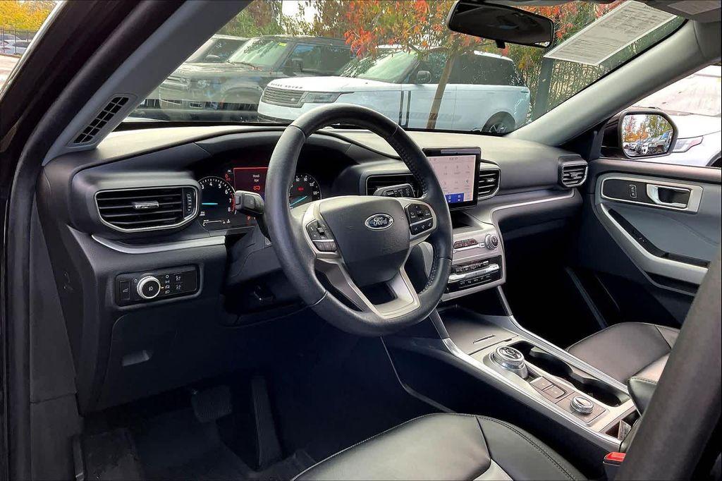 used 2023 Ford Explorer car, priced at $33,999