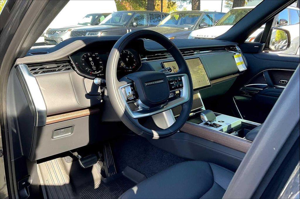 new 2025 Land Rover Range Rover car, priced at $149,405