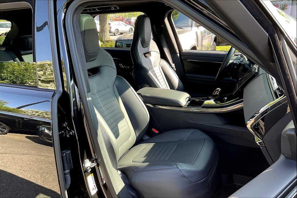 used 2024 Land Rover Range Rover Sport car, priced at $133,998