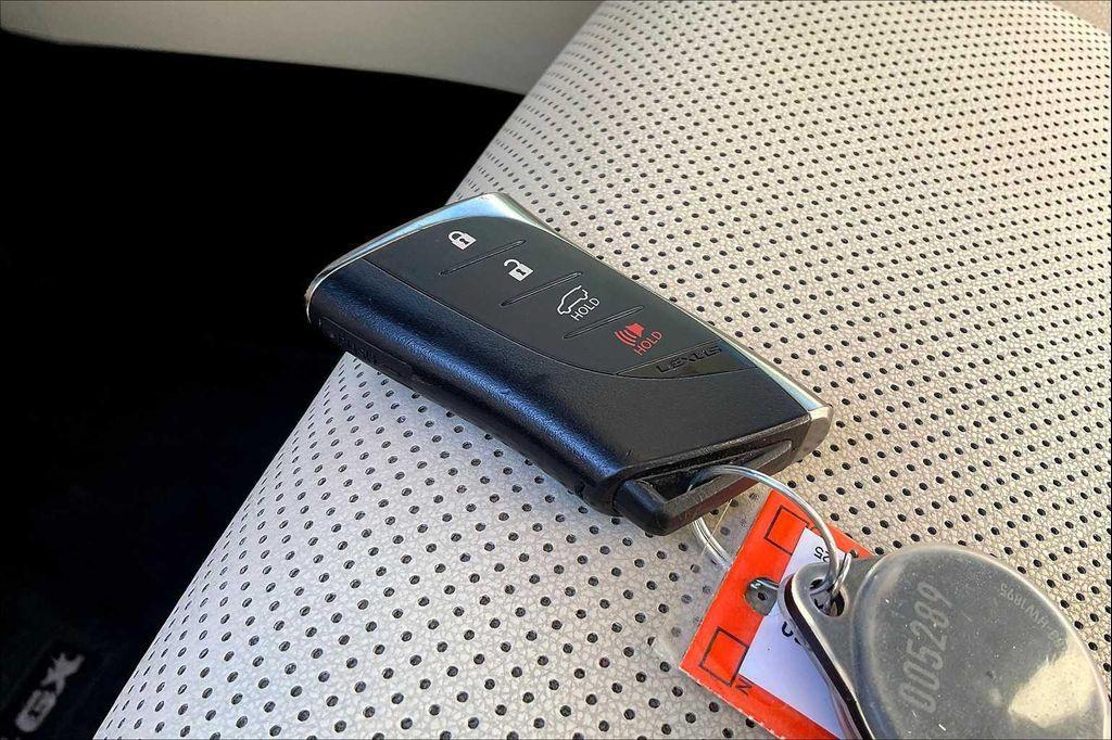 used 2021 Lexus GX 460 car, priced at $42,998
