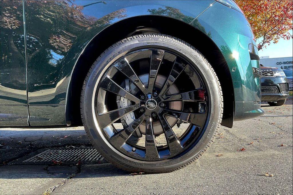 new 2025 Land Rover Range Rover Sport car, priced at $108,270