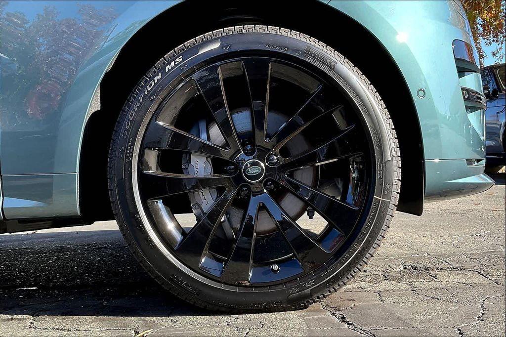 new 2025 Land Rover Range Rover Sport car, priced at $104,830