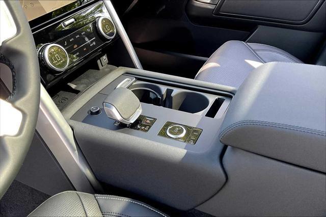 new 2025 Land Rover Discovery car, priced at $64,975