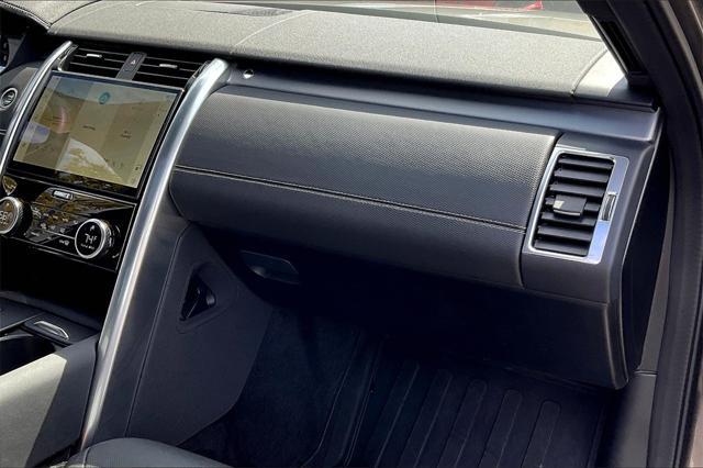 used 2024 Land Rover Discovery car, priced at $51,998