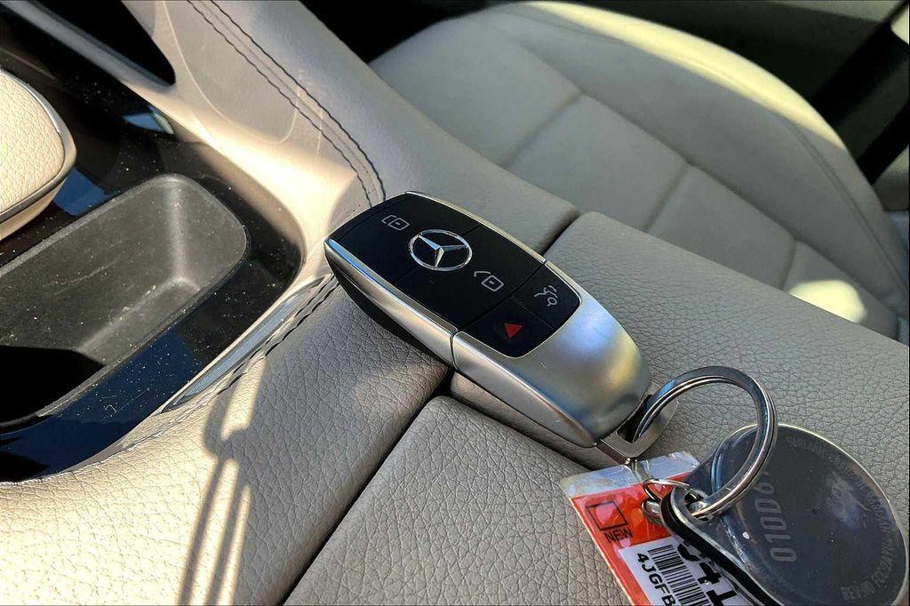 used 2022 Mercedes-Benz GLE 350 car, priced at $40,999