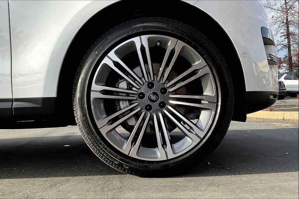 new 2025 Land Rover Range Rover Sport car, priced at $90,320