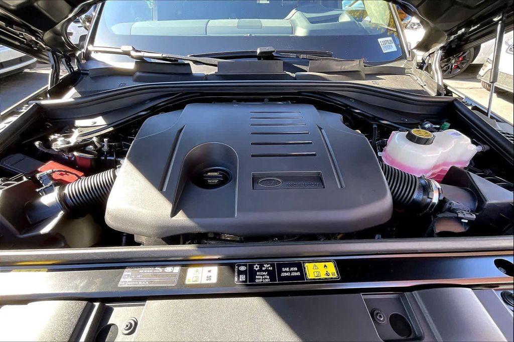 new 2025 Land Rover Range Rover Sport car, priced at $103,545