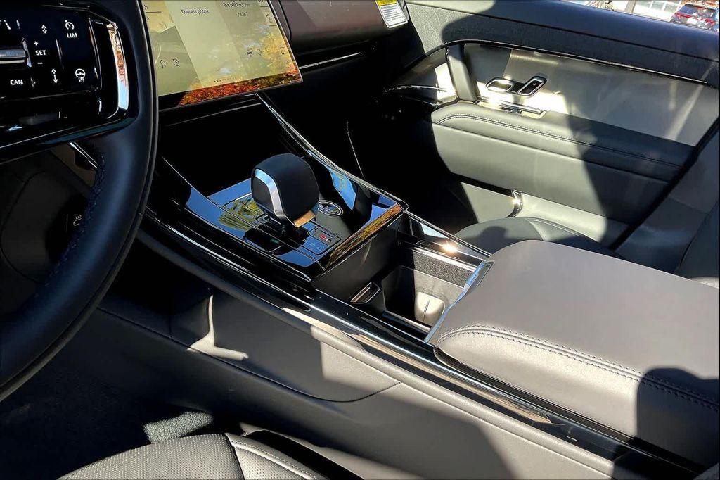 new 2025 Land Rover Range Rover Sport car, priced at $103,545