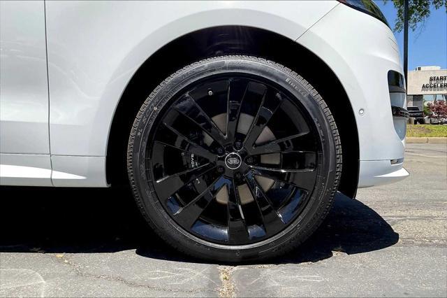 new 2025 Land Rover Range Rover Sport car, priced at $101,755