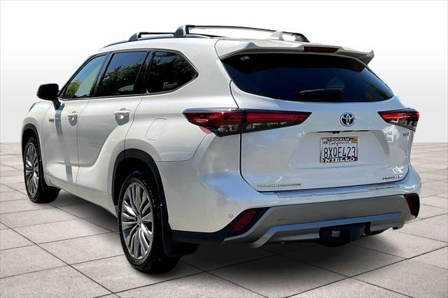 used 2021 Toyota Highlander Hybrid car, priced at $39,499