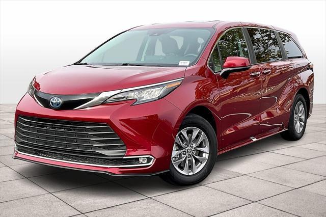 used 2022 Toyota Sienna car, priced at $41,998