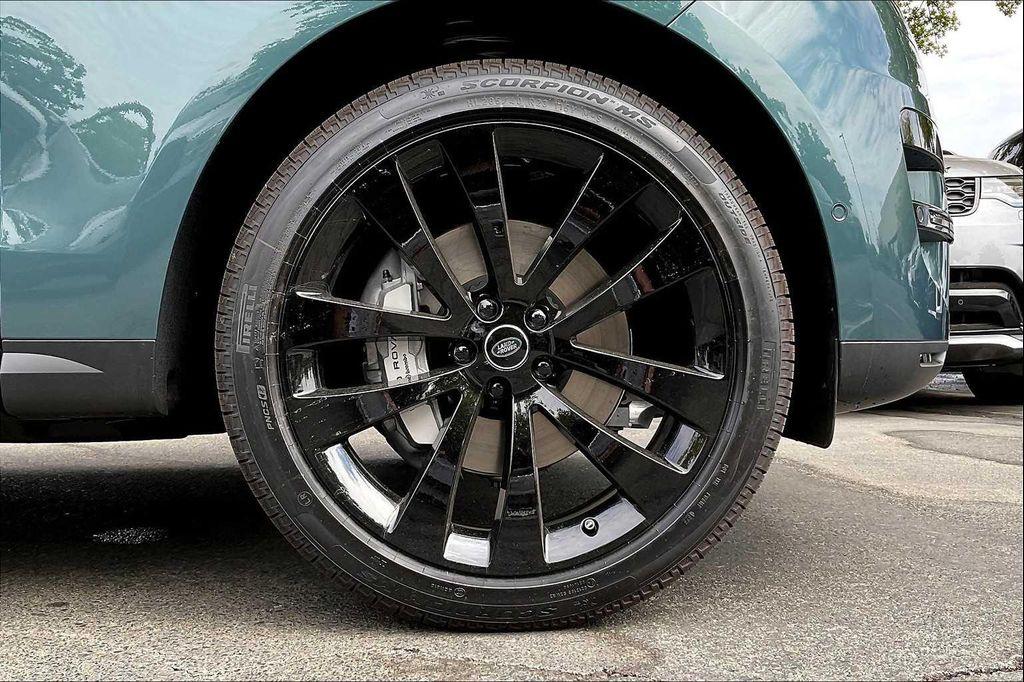 new 2025 Land Rover Range Rover Sport car, priced at $93,430