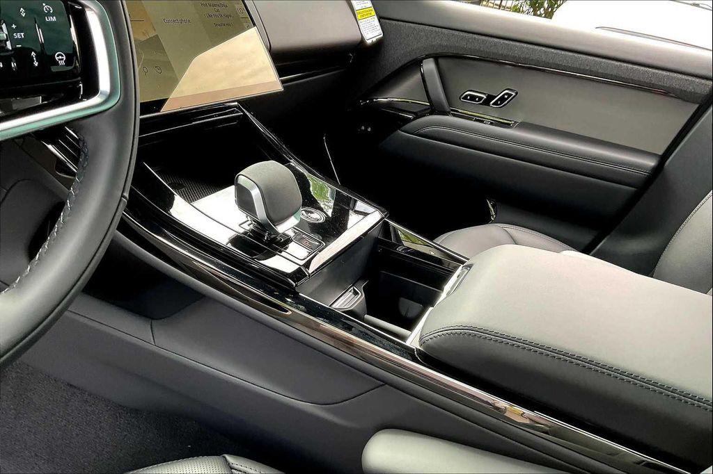 new 2025 Land Rover Range Rover Sport car, priced at $93,430
