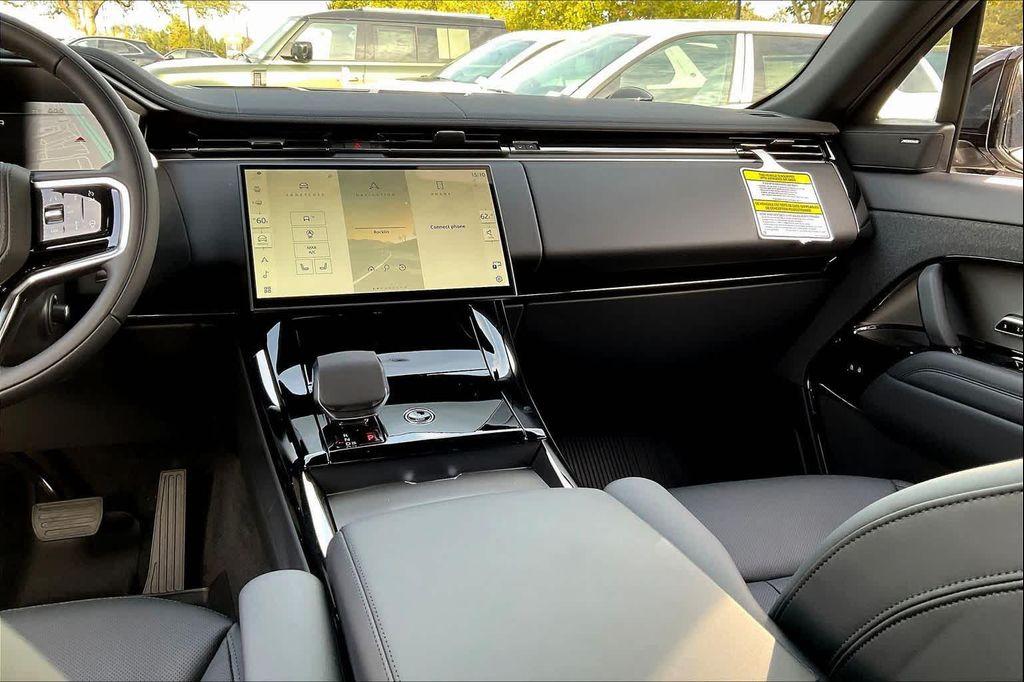 new 2025 Land Rover Range Rover Sport car, priced at $90,930