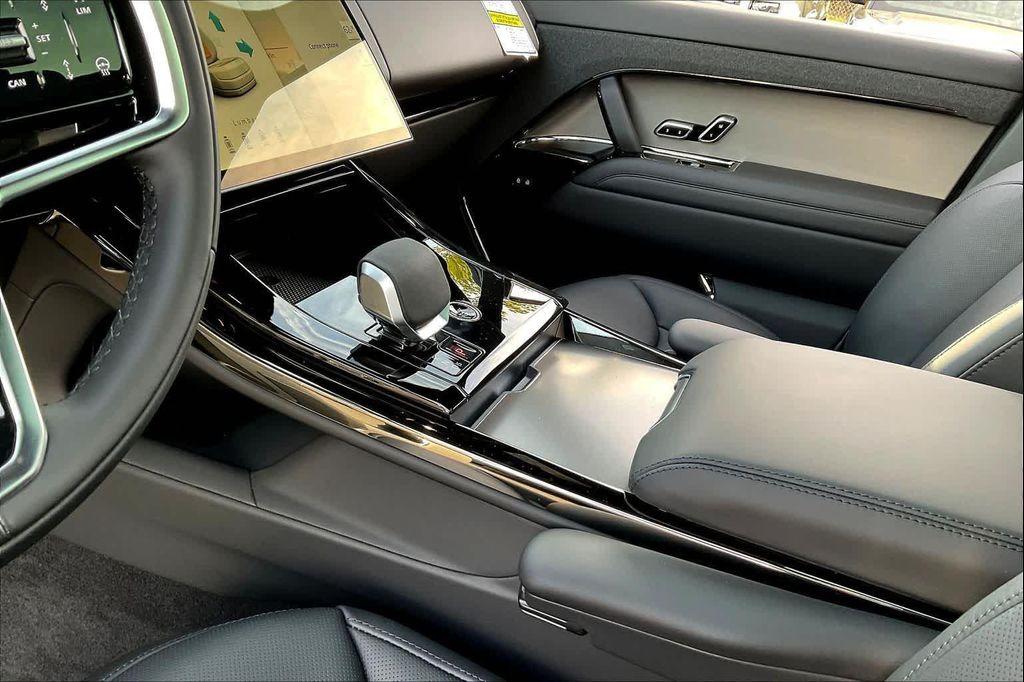 new 2025 Land Rover Range Rover Sport car, priced at $90,930