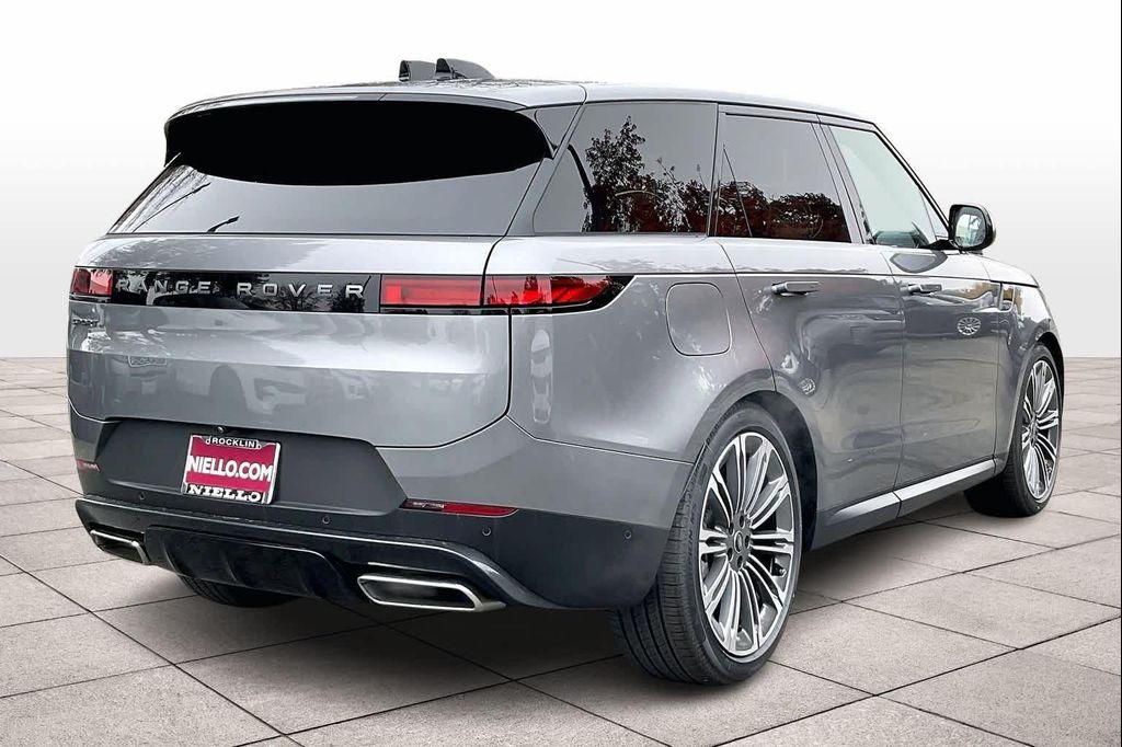 new 2025 Land Rover Range Rover Sport car, priced at $91,025