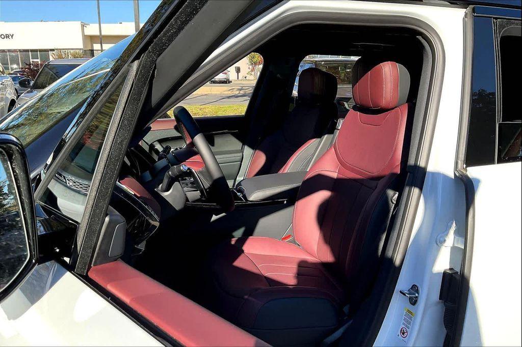 new 2025 Land Rover Range Rover Sport car, priced at $104,240