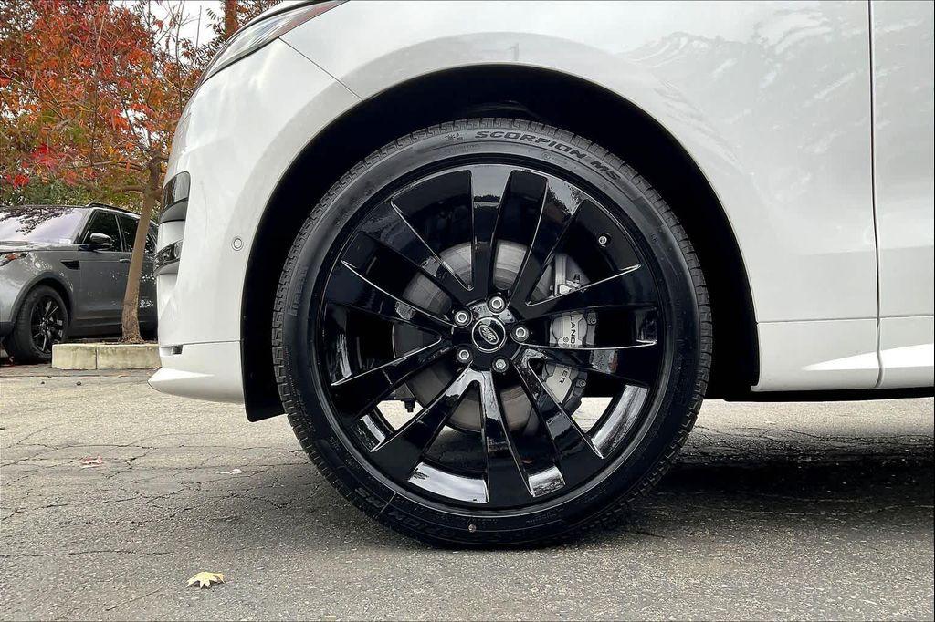 new 2025 Land Rover Range Rover Sport car, priced at $100,570